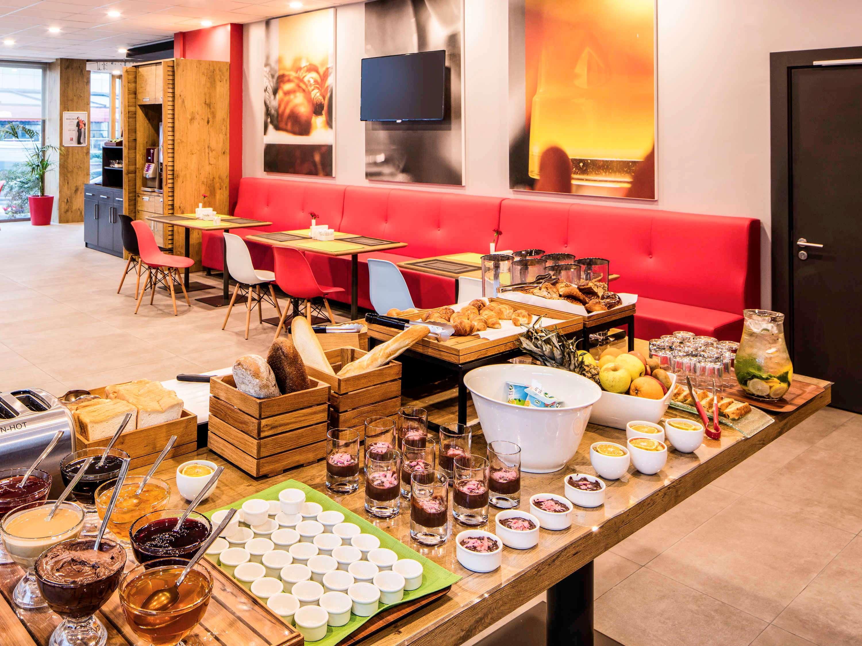 Отель Ibis Istanbul West Экстерьер фото