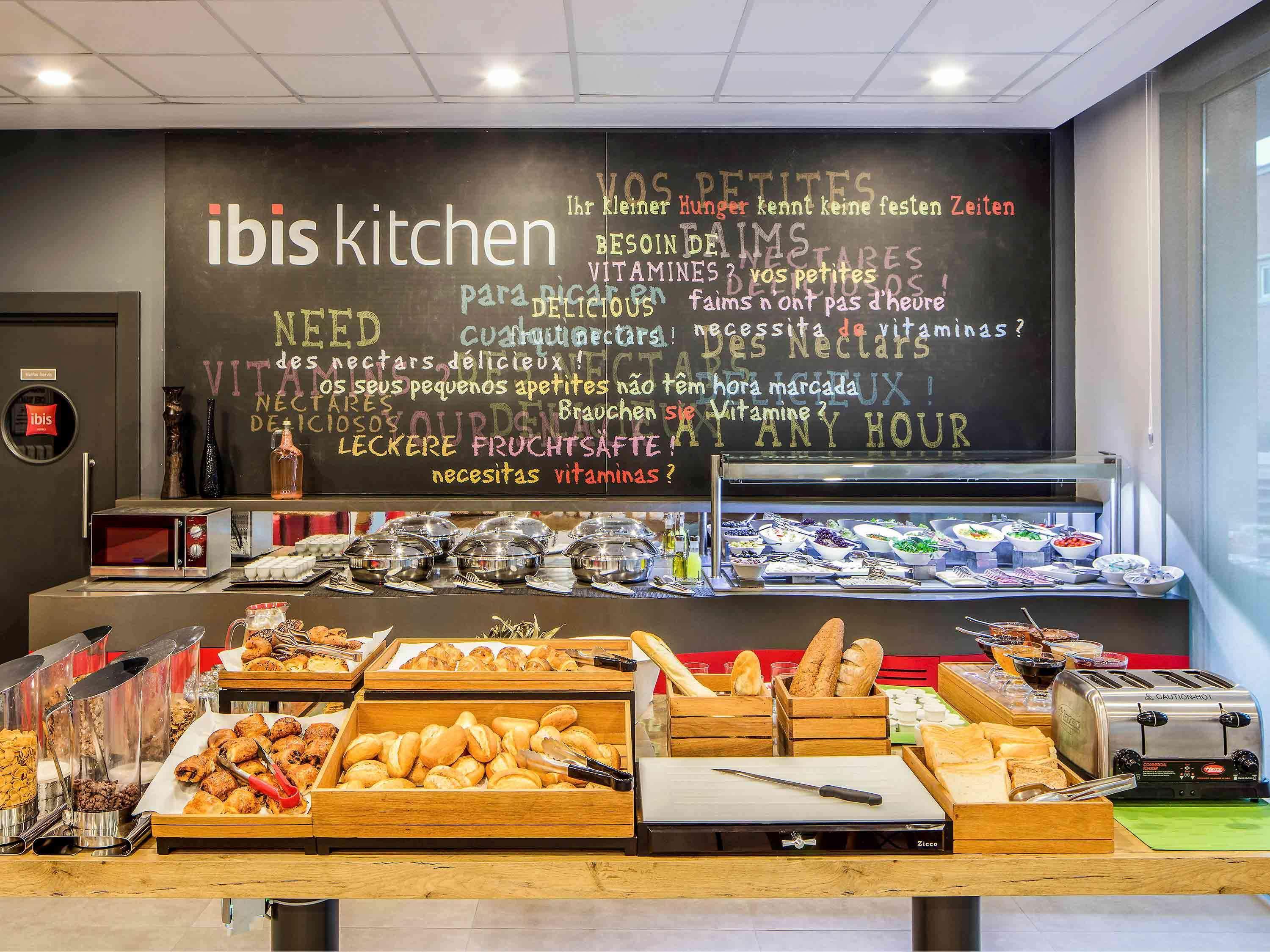 Отель Ibis Istanbul West Экстерьер фото
